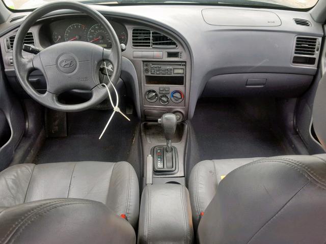 KMHDN45D23U630911 - 2003 HYUNDAI ELANTRA GL BLACK photo 9