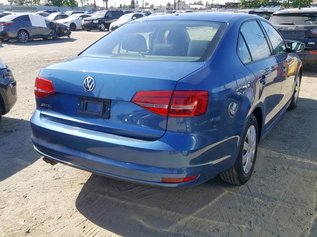 3VW2K7AJXFM327091 - 2015 VOLKSWAGEN JETTA BASE BLUE photo 4