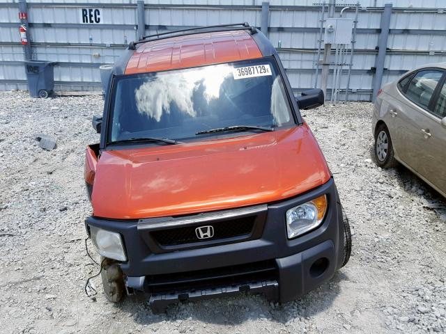 5J6YH18675L000622 - 2005 HONDA ELEMENT EX ORANGE photo 9