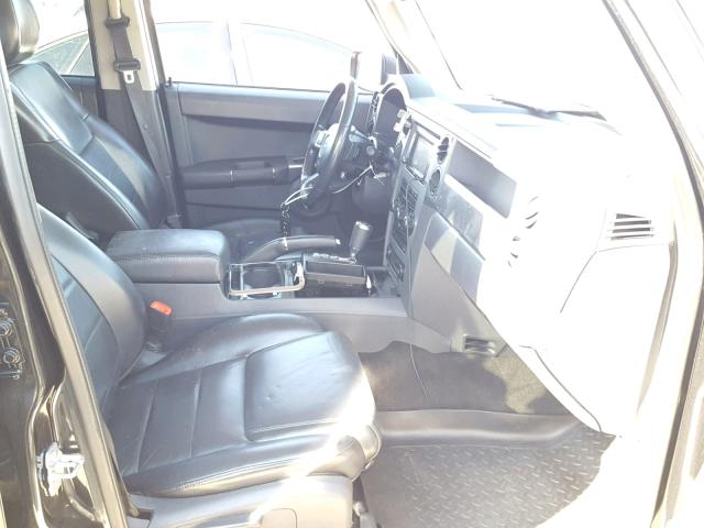 1J4RH4GK5AC108915 - 2010 JEEP COMMANDER BLACK photo 5