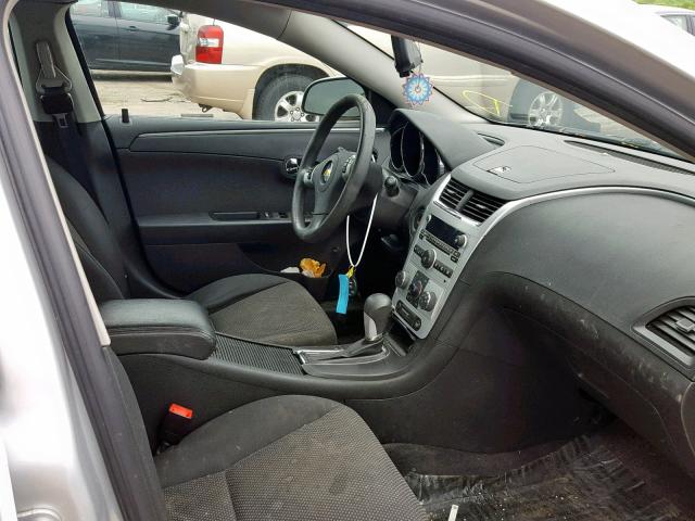 1G1ZC5E12BF172715 - 2011 CHEVROLET MALIBU 1LT SILVER photo 5