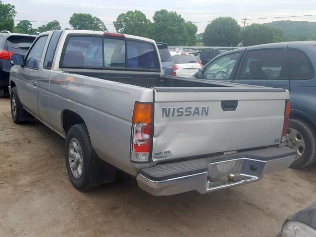 1N6SD16S2VC412645 - 1997 NISSAN TRUCK KING SILVER photo 3