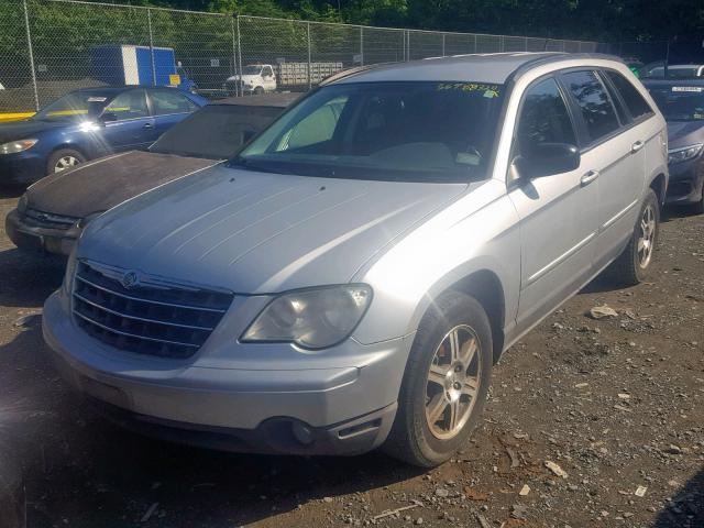 2A8GF68X98R607915 - 2008 CHRYSLER PACIFICA T SILVER photo 2