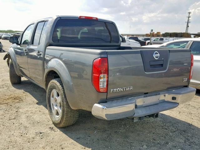 1N6AD07U68C414490 - 2008 NISSAN FRONTIER C CHARCOAL photo 3