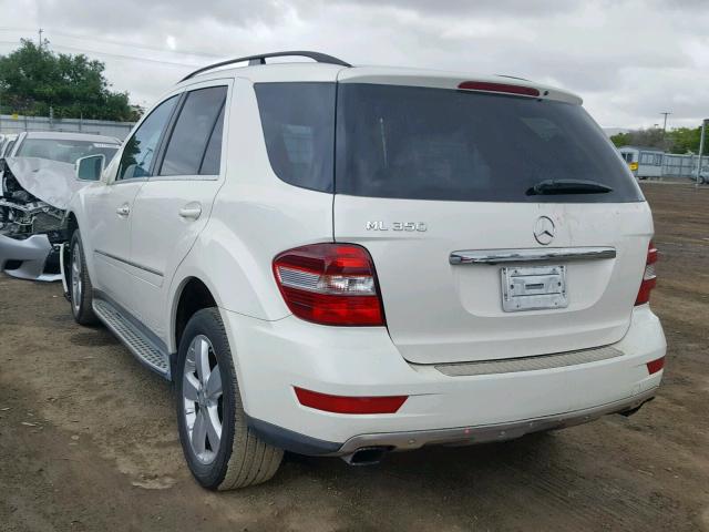 4JGBB5GB3BA734714 - 2011 MERCEDES-BENZ ML 350 WHITE photo 3