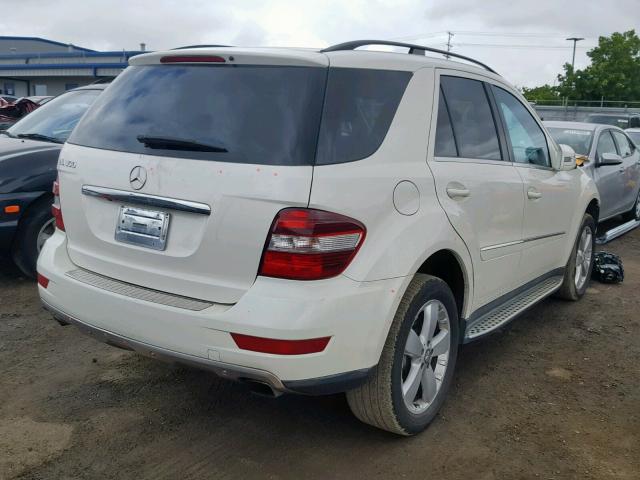 4JGBB5GB3BA734714 - 2011 MERCEDES-BENZ ML 350 WHITE photo 4