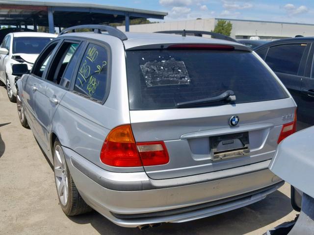 WBAAR334XYJM01827 - 2000 BMW 323 IT SILVER photo 3