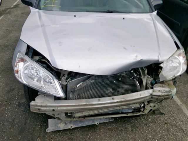 2HGES16315H558693 - 2005 HONDA CIVIC DX V SILVER photo 9