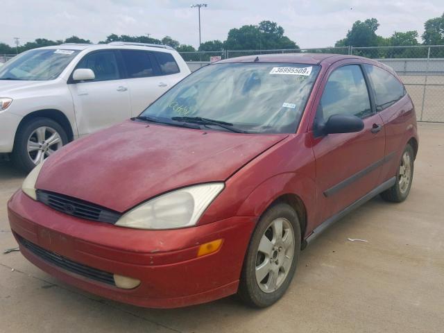 3FAFP31371R129229 - 2001 FORD FOCUS ZX3 RED photo 2