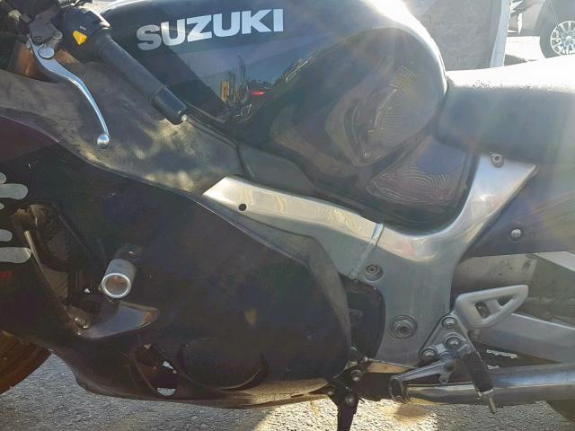 JS1GW71A042103436 - 2004 SUZUKI GSX1300 R PURPLE photo 7