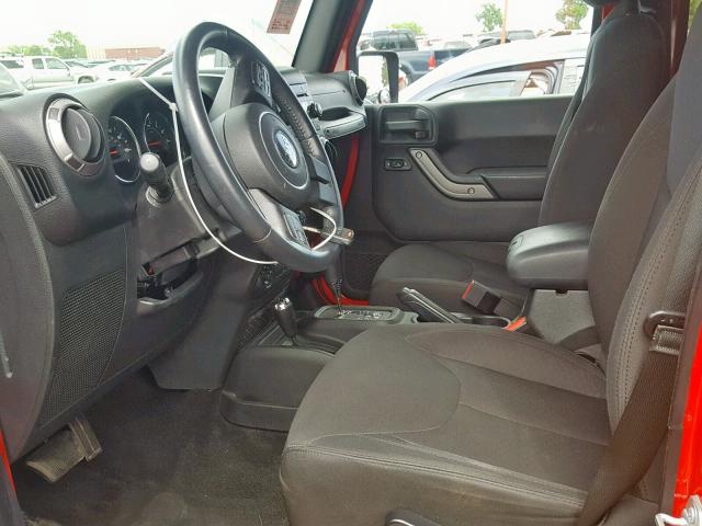 1C4BJWDG6FL509548 - 2015 JEEP WRANGLER U RED photo 5