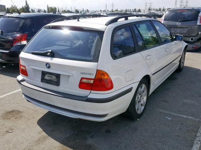 WBAAR3343YJM02480 - 2000 BMW 323 IT WHITE photo 4