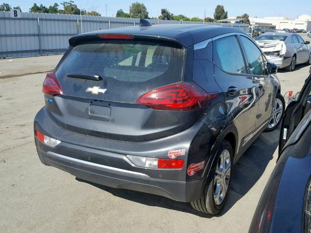 1G1FW6S09J4131746 - 2018 CHEVROLET BOLT EV LT GRAY photo 4