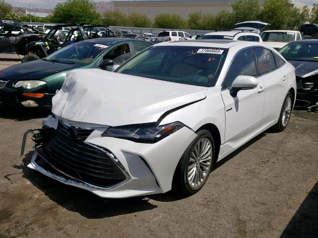 4T1B21FB9KU008879 - 2019 TOYOTA AVALON XLE WHITE photo 2