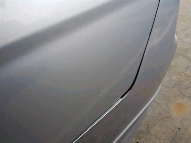 2HGES16385H561896 - 2005 HONDA CIVIC DX V SILVER photo 9