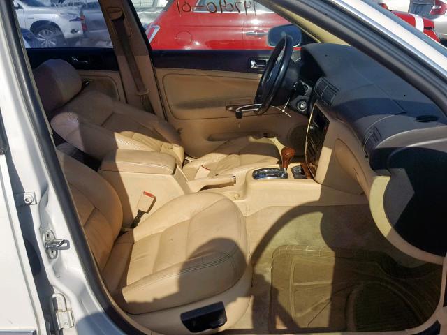 WVWRH63B31P198176 - 2001 VOLKSWAGEN PASSAT GLX 白色 照片 5