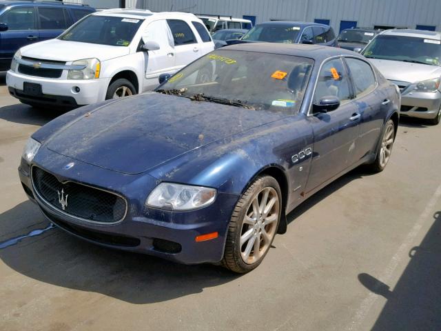 ZAMFE39AX70032131 - 2007 MASERATI QUATTROPOR BLUE photo 2