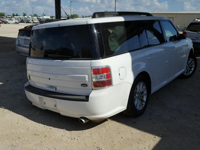 2FMGK5B85HBA01711 - 2017 FORD FLEX SE WHITE photo 4