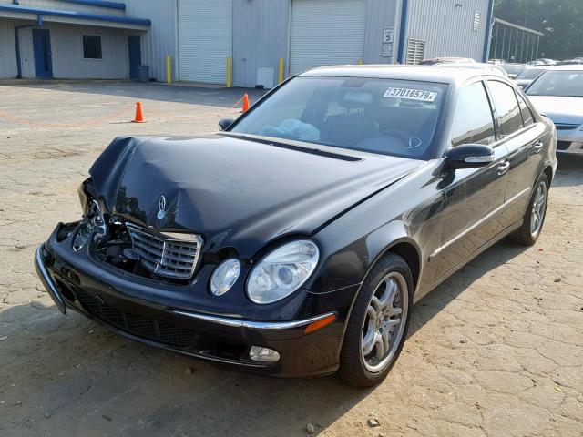 WDBUF65J54A479972 - 2004 MERCEDES-BENZ E 320 BLACK photo 2