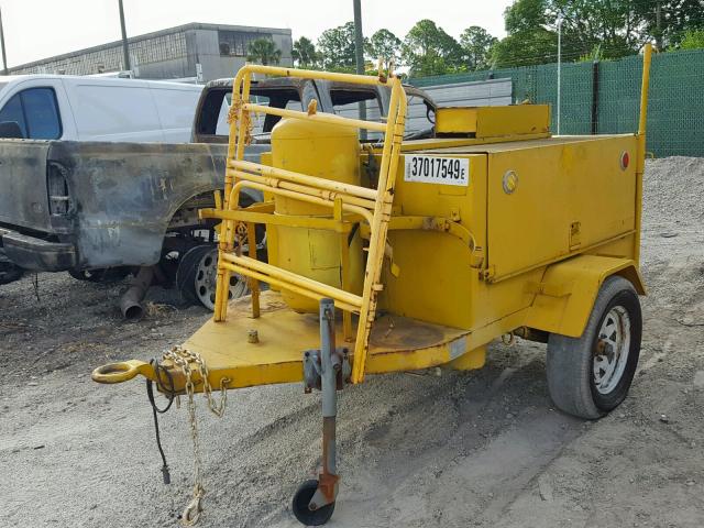 1P9UM1010J1139032 - 1988 PELS TRAILER YELLOW photo 2