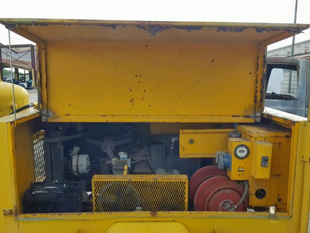 1P9UM1010J1139032 - 1988 PELS TRAILER YELLOW photo 6