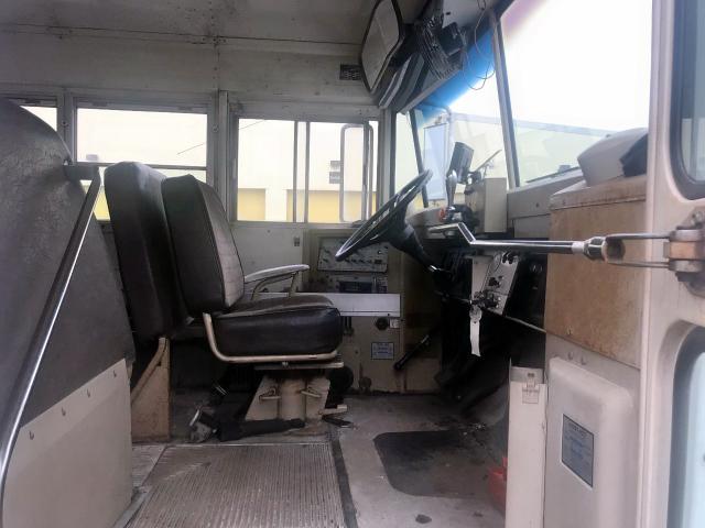 1HVLPHYM1FHA39704 - 1985 INTERNATIONAL S-SERIES 1 白色 照片 5