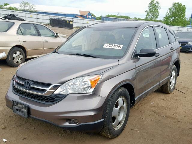 5J6RE4H39AL029506 - 2010 HONDA CR-V LX BROWN photo 2