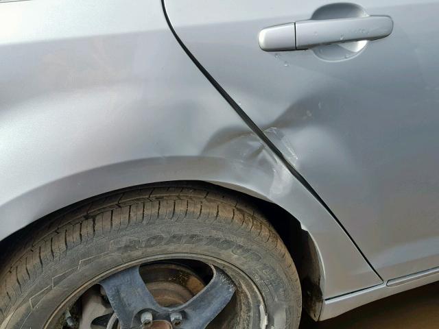 1G1ZC5E02AF215133 - 2010 CHEVROLET MALIBU 1LT 银色 照片 9