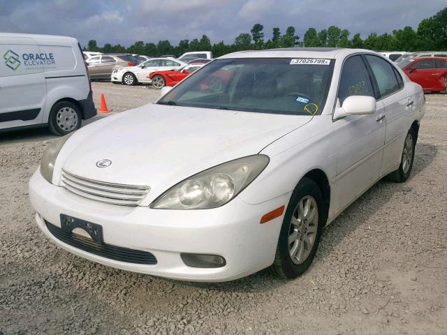 JTHBF30G220031323 - 2002 LEXUS ES 300 WHITE photo 2