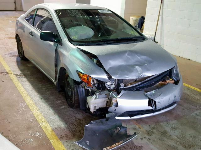 2HGFG112X8H011916 - 2008 HONDA CIVIC DX SILVER photo 1