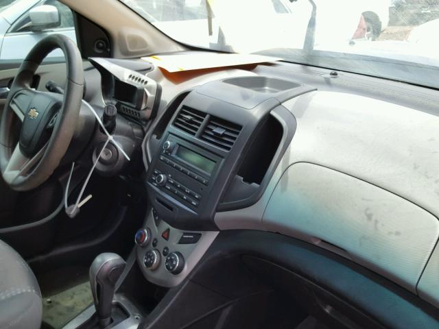 1G1JA6SH7D4132963 - 2013 CHEVROLET SONIC LS 蓝色 照片 9