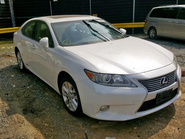 JTHBW1GG4D2005551 - 2013 LEXUS ES 300H WHITE photo 1