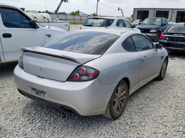 KMHHM66DX8U292647 - 2008 HYUNDAI TIBURON GS SILVER photo 4