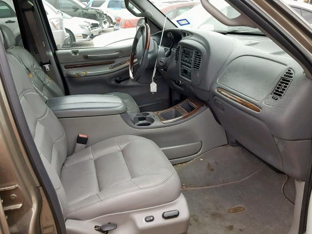 5LMEU27R42LJ12109 - 2002 LINCOLN NAVIGATOR GOLD photo 5