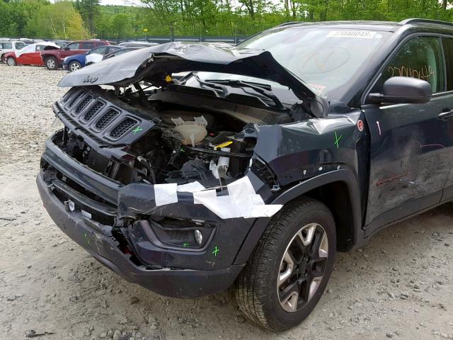 3C4NJDDB1HT631702 - 2017 JEEP COMPASS TR BLACK photo 9