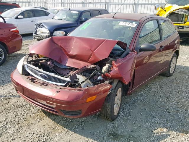 1FAFP31N96W182438 - 2006 FORD FOCUS ZX3 BURGUNDY photo 2