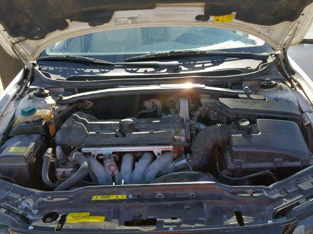 YV1RS61R322184546 - 2002 VOLVO S60 WHITE photo 7