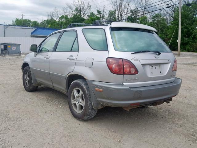 JT6HF10UXX0090169 - 1999 LEXUS RX 300 SILVER photo 3