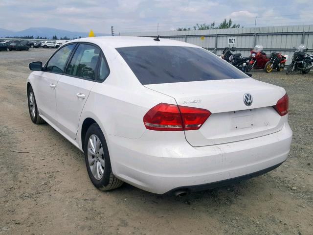 1VWAP7A33DC055691 - 2013 VOLKSWAGEN PASSAT S WHITE photo 3