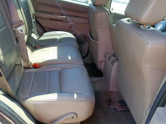 1J8HG48K66C156216 - 2006 JEEP COMMANDER თაფლისფერი ფოტო 6