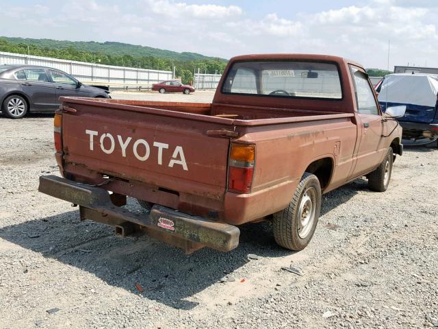 JT4RN50RXF0105772 - 1985 TOYOTA PICKUP 1/2 BROWN photo 4