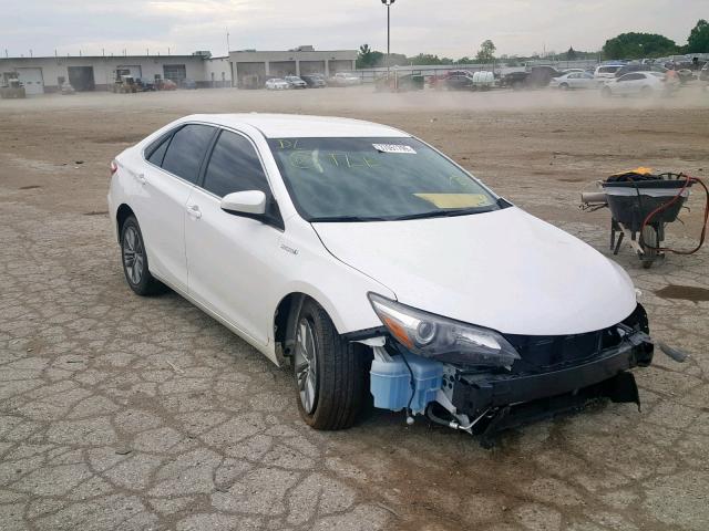 4T1BD1FK6FU175085 - 2015 TOYOTA CAMRY HYBR WHITE photo 1