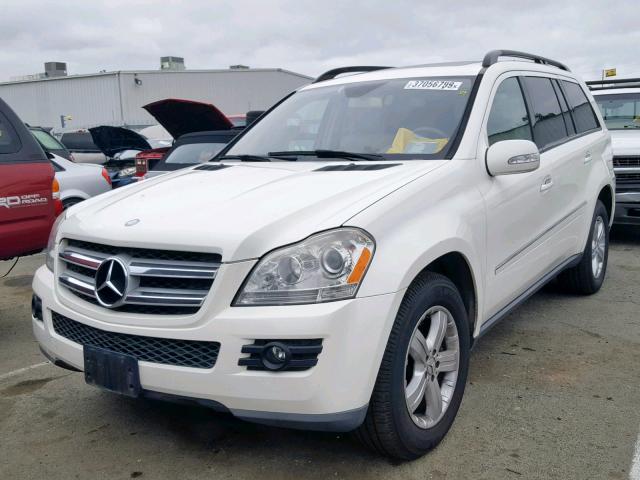 4JGBF71EX7A200569 - 2007 MERCEDES-BENZ GL 450 4MA WHITE photo 2