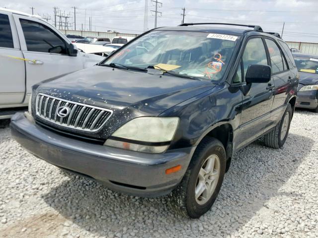 JTJGF10U720132842 - 2002 LEXUS RX 300 BLACK photo 2