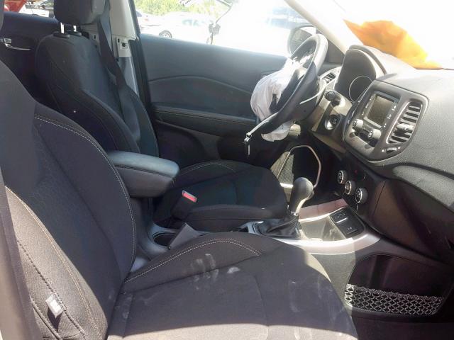 3C4NJCAB4JT226549 - 2018 JEEP COMPASS SP 银色 照片 5