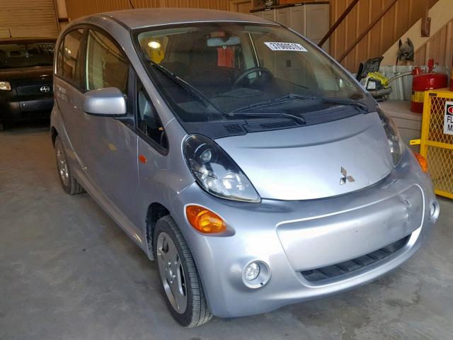 JA3215H43GU000229 - 2016 MITSUBISHI I MIEV ES SILVER photo 1