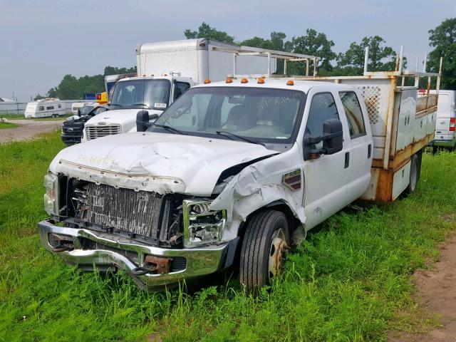 1FDAW56R38EB15904 - 2008 FORD F550 SUPER WHITE photo 2