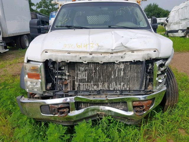 1FDAW56R38EB15904 - 2008 FORD F550 SUPER WHITE photo 9