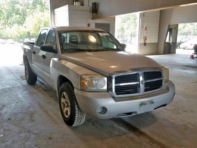 1D7HW48P47S151535 - 2007 DODGE DAKOTA QUA SILVER photo 1