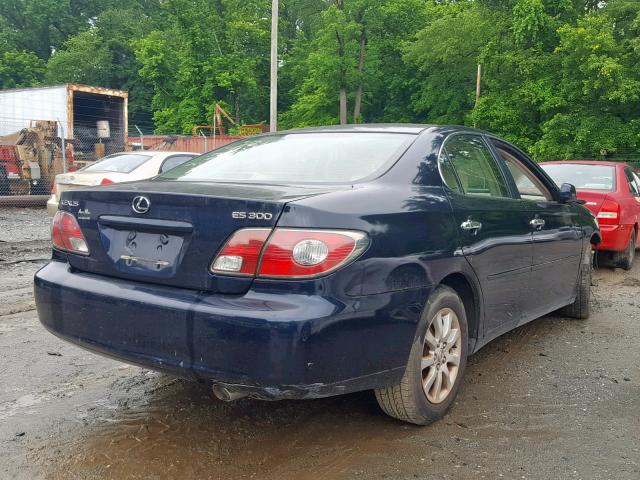 JTHBF30G320055680 - 2002 LEXUS ES 300 BLUE photo 4